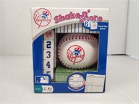 NY Yankees Shake 'n Score Dice Game