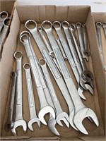 Northern metric combination wrench set