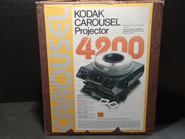 Vintage Kodak Carousel Projector 4200, Includes Sl