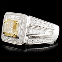 18K Gold Ring with 2.85ctw Fancy Diamonds