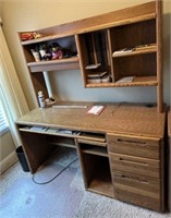 Oak Desk w/Hutch Top