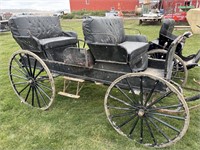 Double bench horse buggy