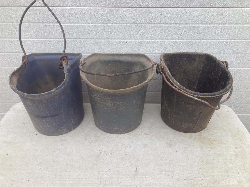 3 feed pails