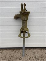 Old well pump - no handle