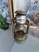 Kerosene Lantern U246