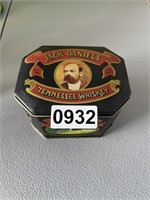 Small Jack Daniels Tin U246