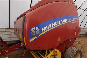 NEW HOLLAND 560 HAY BALER