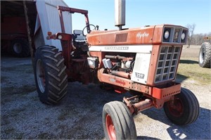 IH 966 HYDRO TRACTOR