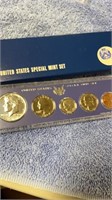 1967 special mint set in case