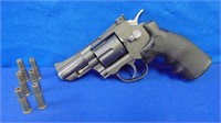 Crossman Co2 Snub Nose Air Revolver