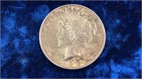 (1) 1923 silver Peace Dollar