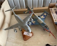 2 Toy Airplanes