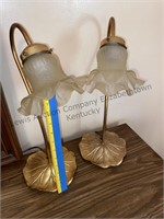 2 Lillypad gold lamps