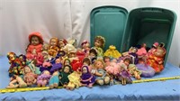 Tour with lid full of Dolls in Crochet