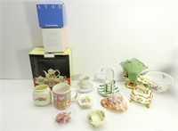 Ceramic Mini Tea Set W/Ceramic Nik Naks