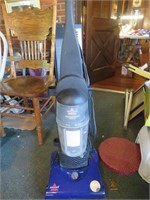Bissel Vacuum Cleaner - Great Condition