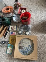 Contents of Tote - (Stepping Stone, Baking Pans,
