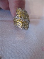 LOT 175 TWO TONED ADJUSTABLE RING