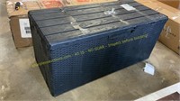 Suncast Wicker Resin Storage Box (Damaged)