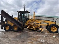 2000 Champion 740A VHP Grader X030800