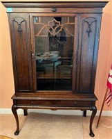 U - ANTIQUE CURIO CABINET (A37)