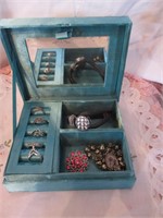 LOT 108 COSTUME JEWELRY LOT AND CASE