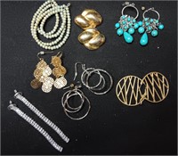 Misc Lot Of Fashion Earrings