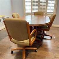 Dining Table w/ 4 Rolling Chairs