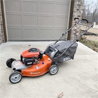 Husqvarna Lawnmower w/ Grass Catcher Model