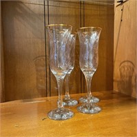 Lot of 4 Champagne Glasses