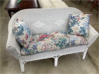 Wicker love seat great condition