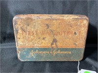 VINTAGE JOHNSON & JOHNSON METAL FIRST AID BOX WITH