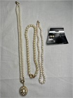 Pearls, Costume Jewelry, Pendant, Necklaces
