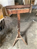 Pipe stand support
