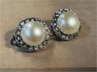 Vintage Jomaz Faux Pearl Earrings