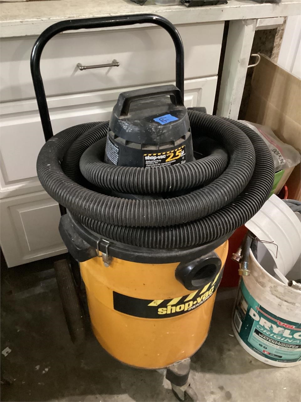 2.5hp Shop Vac