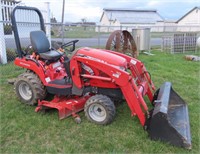 2009 Massey Ferguson GC2400