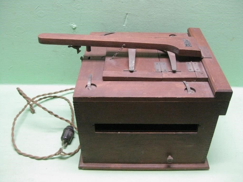 13 X 14 X 10 Antique Eastman Kodak Printer