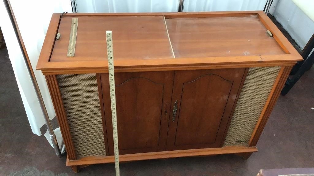 Magnavox Stereophonic, works