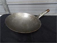 NEW 12" WOK W/HANDLE