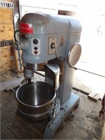 Nice 60 QT Hobart Mixer with Bowl turned on befor