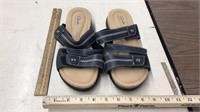 Women sandals 9 1/2 Clark Collection