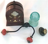 Old Radio Plastic Coasters - Glass Insulator -