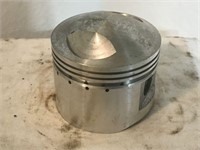 Set of Two New Triumph 750cc .020 Pistons