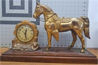 United desktop clock and horse statue (not