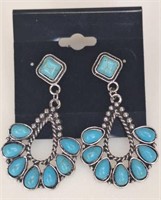 Turquoise style earrings