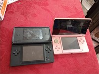 2 nintendo DS   both are untested