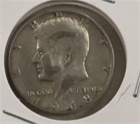 1968 KENNEDY HALF DOLLAR (40% SILVER)