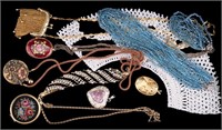 Vintage Costume Necklaces & Bracelets
