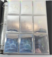 Binder of 140 Hockey Cards (incl. holographic)